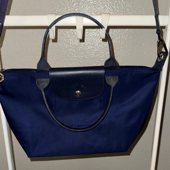 Longchamp Elegant Navy Blue Women's Bag - Picture 5 of 16